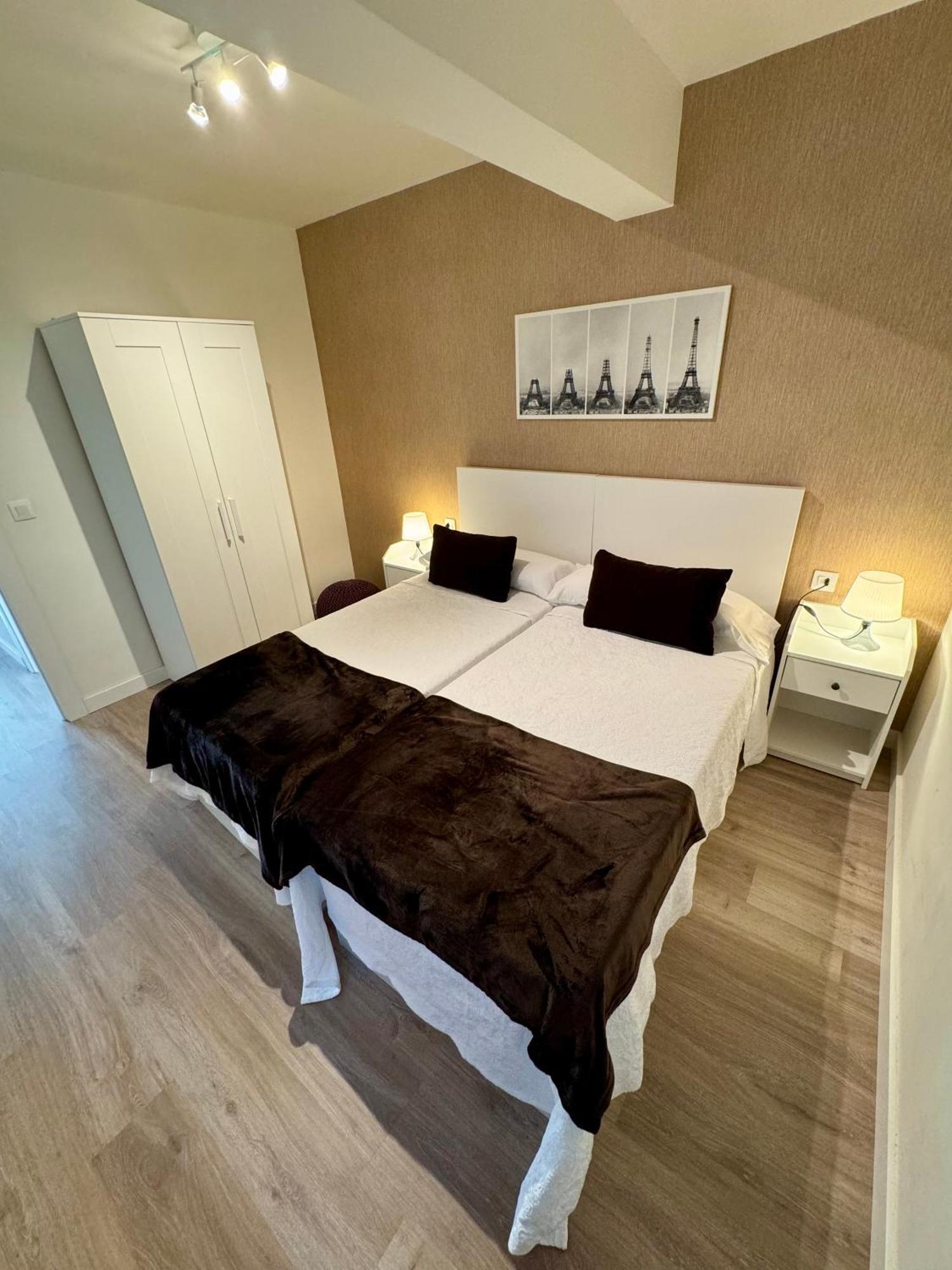 Apartamento Quintana オビエド エクステリア 写真